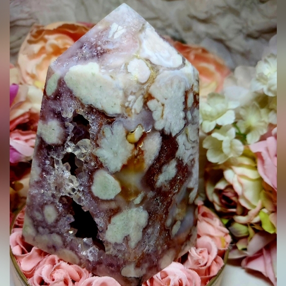 Huge Pink Amethyst Sakura Flower Agate Tower - Picture 13 of 16